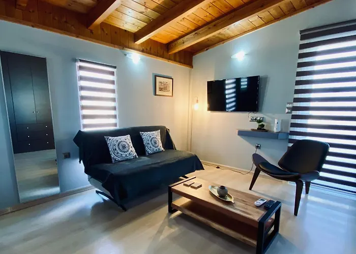Keskos Luxury Apartment